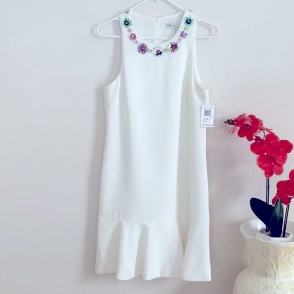 TRINA TURK NWT WHITE STONE EMBELLISHED NECKLINE SLEEVELESS DRESS RUFFLE BOTTOM - Picture 4 of 11